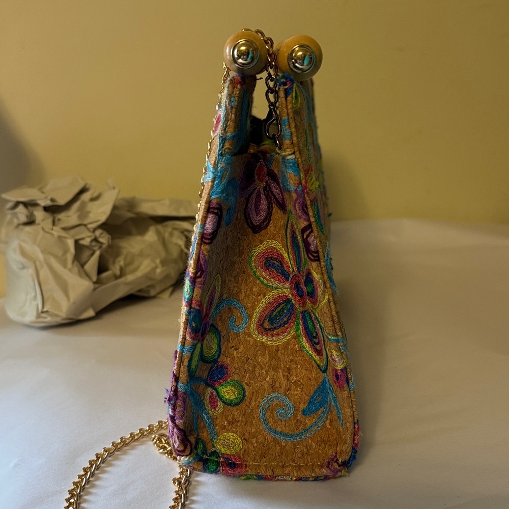 Floral Embroidered Cork Handbag with Gold chain - Picture 7 of 9